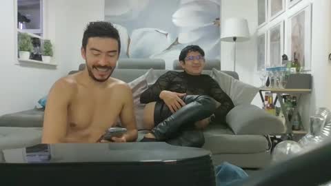 Snapshot of lexxandbuster chatting on October 1, 5:33 am LEXX  BUSTER online show from October 1, 5:33 am