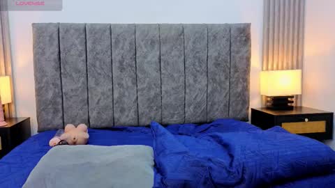 Liam forest  online show from November 12, 5:35 am