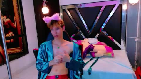 liam_green1 online show from February 10, 6:56 pm