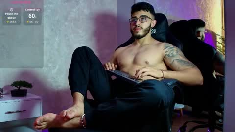 LIAM KLEIN online show from May 24, 3:40 pm