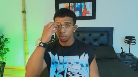 Snapshot of liam_morocho chatting on September 29, 7:43 pm LIAM online show from September 29, 7:43 pm