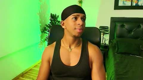 Snapshot of liam_morocho chatting on October 22, 4:49 am LIAM online show from October 22, 4:49 am