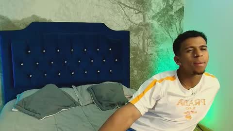 Snapshot of liam_morocho chatting on October 28, 4:48 am LIAM online show from October 28, 4:48 am