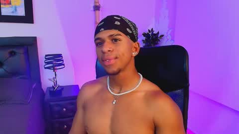 Snapshot of liam_morocho chatting on October 2, 10:14 pm LIAM online show from October 2, 10:14 pm