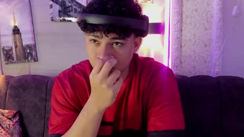 liam online show from November 21, 1:32 pm