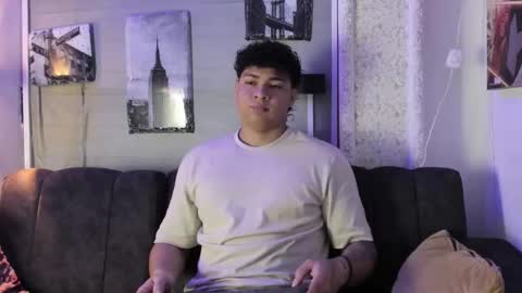 liam online show from November 30, 1:57 pm