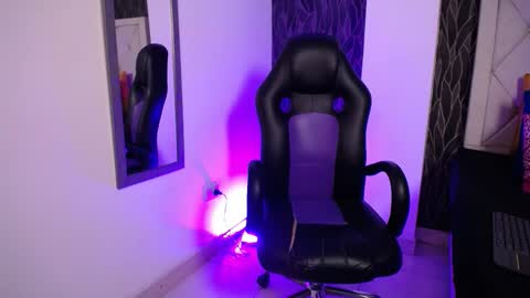 Liam  online show from February 25, 12:17 pm