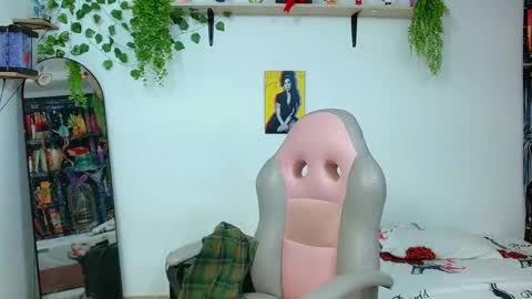 liamxul online show from September 24, 7:23 pm