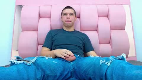 liam_york online show from November 17, 3:37 pm