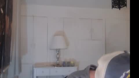 liamlight online show from August 2, 7:45 pm