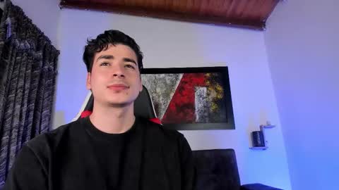 Snapshot of liamwyatt_ chatting on October 26, 2:46 am liamwyatt_ online show from October 26, 2:46 am