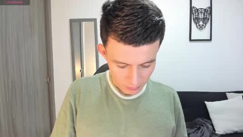 lian_eathan online show from October 17, 10:47 pm