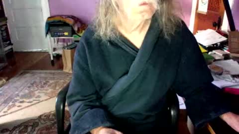 LickYourYoni online show from September 28, 3:54 pm