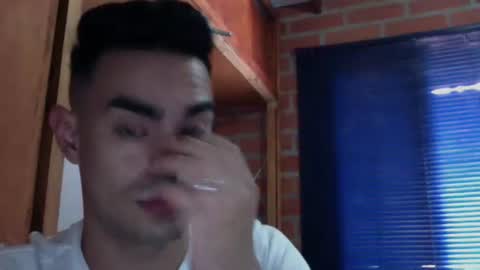 liiam online show from November 23, 7:03 pm