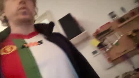 Snapshot of lilginge1 chatting on December 23, 3:33 pm lilginge1 online show from December 23, 3:33 pm