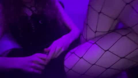 CurlyCutie online show from November 3, 1:21 am