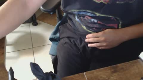 liltorobull online show from October 1, 5:55 am