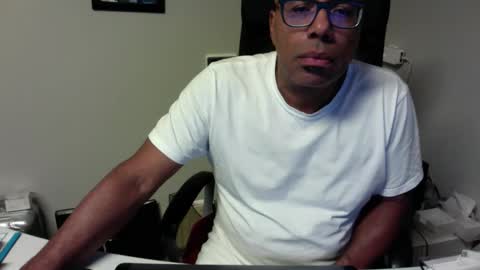 Snapshot of little_buddha chatting on September 11, 5:45 pm Pure Black Power online show from September 11, 5:45 pm