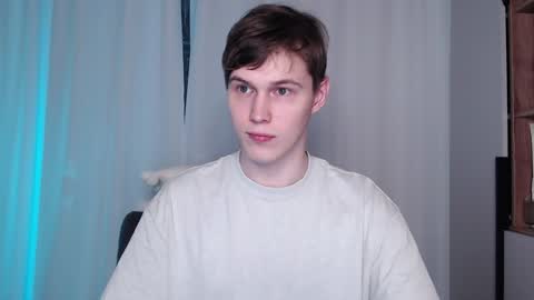 Snapshot of littlesadcabbage chatting on December 9, 7:35 pm Sonnenschein online show from December 9, 7:35 pm