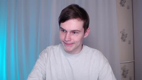 Snapshot of littlesadcabbage chatting on January 12, 10:33 pm Sonnenschein online show from January 12, 10:33 pm