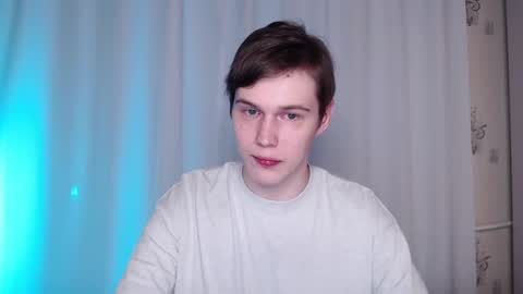 Snapshot of littlesadcabbage chatting on February 22, 4:51 am Sonnenschein online show from February 22, 4:51 am