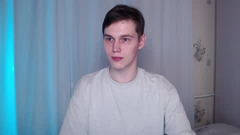 Snapshot of littlesadcabbage chatting on December 23, 11:28 pm Sonnenschein online show from December 23, 11:28 pm