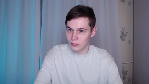 Snapshot of littlesadcabbage chatting on December 28, 4:30 pm Sonnenschein online show from December 28, 4:30 pm