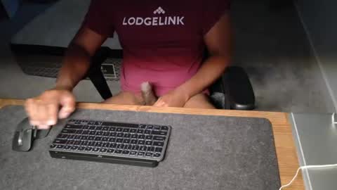 livetribber online show from July 27, 12:01 pm