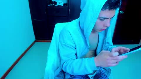 Chris online show from June 19, 2:00 pm