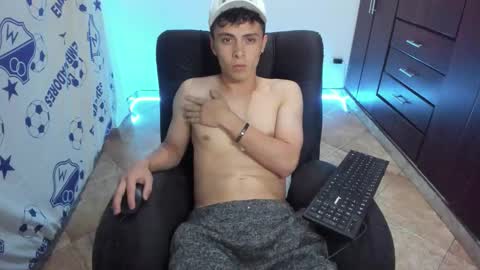 Chris online show from March 4, 2:07 am