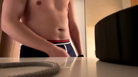 lizzzzerss online show from October 4, 7:57 am