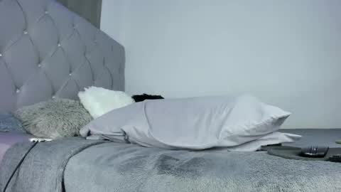 lm_adrii online show from September 23, 7:57 pm