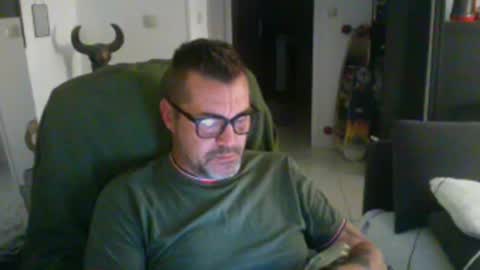 loanm online show from March 24, 6:07 am