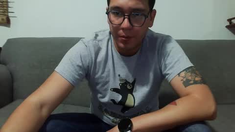 Lobo online show from March 26, 1:43 am