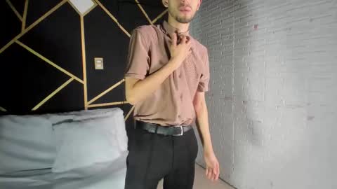 Snapshot of logan_rogers chatting on October 15, 5:31 pm Logan Rogers online show from October 15, 5:31 pm