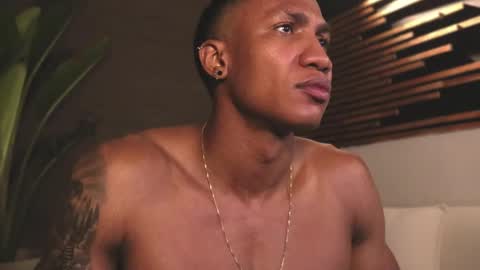 logan_varela online show from February 23, 5:04 pm