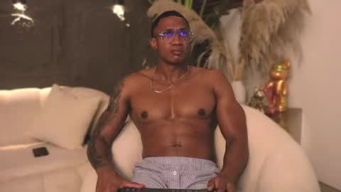 logan_varela online show from February 20, 7:08 pm