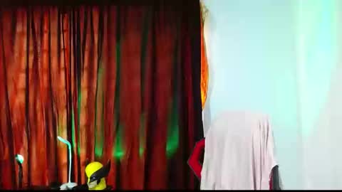 Loganandrwz online show from March 30, 6:09 pm