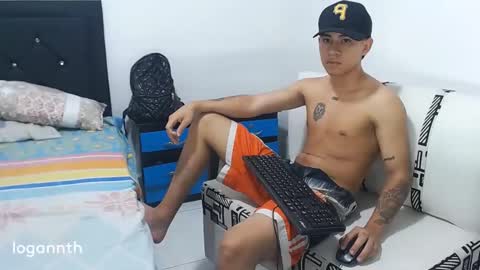 logannthh online show from February 27, 1:17 pm