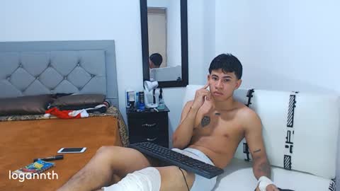 logannthh online show from December 13, 12:09 am