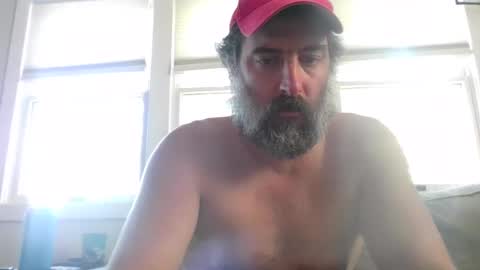 THE SEXIEST MAN ALIVE online show from October 3, 2:11 pm