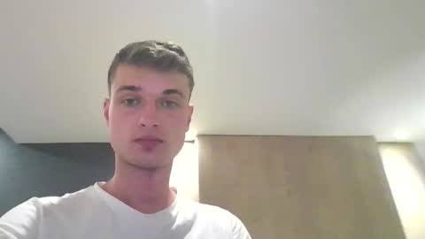 london_tomy online show from September 21, 1:39 am