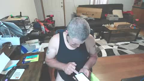 lonelybrad69 online show from July 31, 11:25 pm
