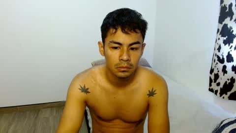 Snapshot of lonelydick2002 chatting on January 26, 12:01 pm lonelydick2002 online show from January 26, 12:01 pm