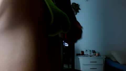 lonelydick2002 online show from May 24, 8:53 am