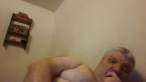 lonelytech72 online show from February 1, 7:26 am