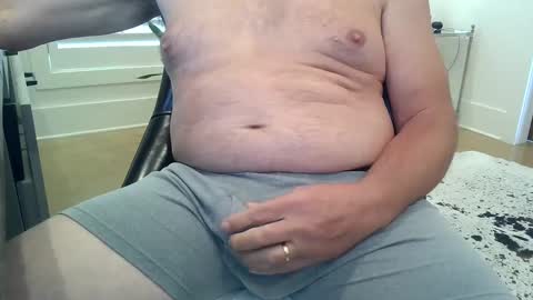 Snapshot of lonelytraveler69_ chatting on September 30, 3:59 pm JustaGuyinMS online show from September 30, 3:59 pm