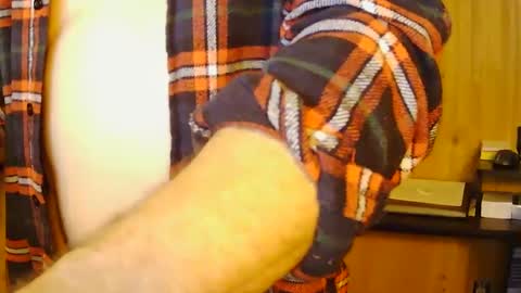 lonerwolfish online show from December 28, 2:22 am