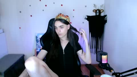 Alex online show from July 2, 10:10 am