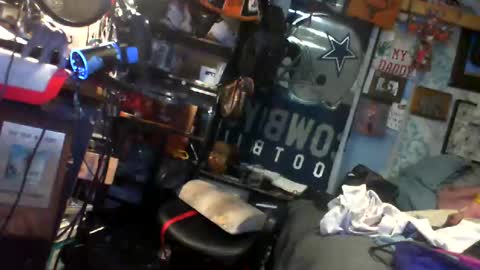 Snapshot of longloadedtx chatting on October 10, 11:19 pm Mr. FogoDeChao online show from October 10, 11:19 pm